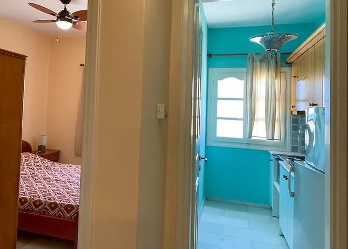 Naxos Town 1 Km From Port Free Parking Naxos City